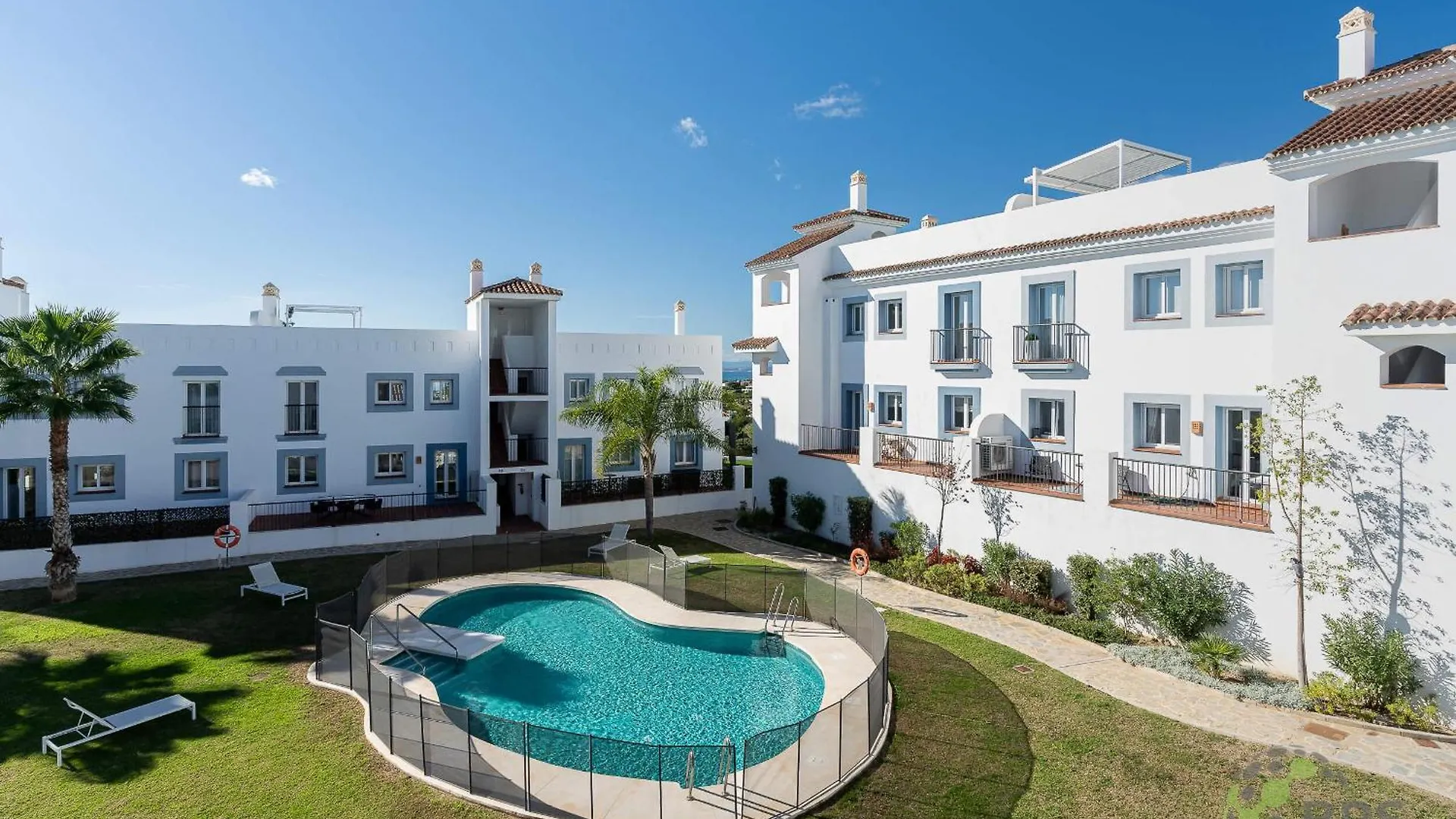 Blue Horizon Penthouse Adventure Meets Luxury 454 Apartment Estepona
