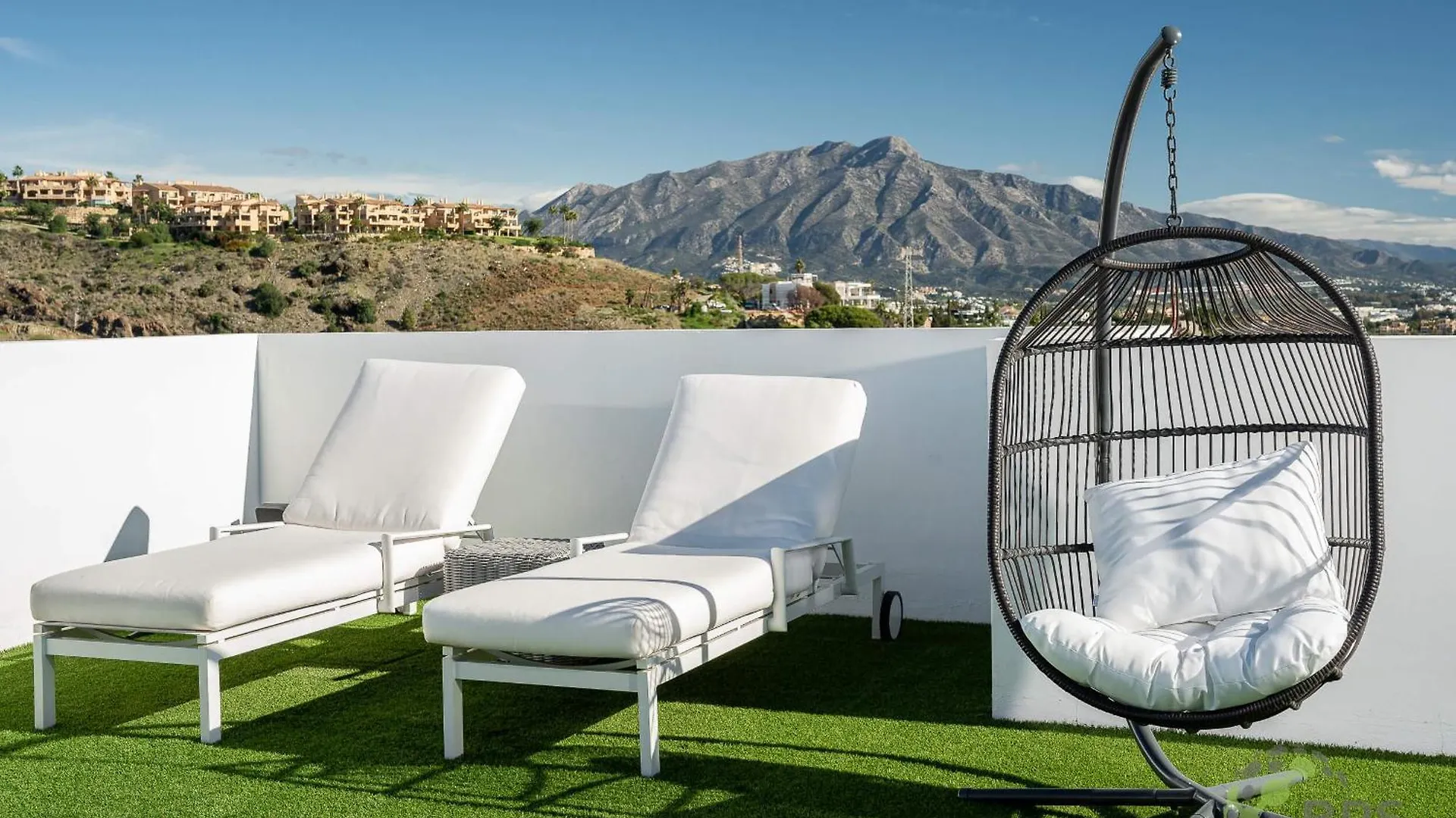 Blue Horizon Penthouse Adventure Meets Luxury 454 Apartment Estepona 0*,